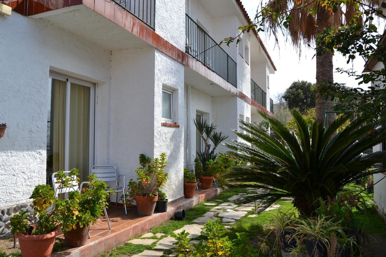 Hostal Casa Torrent Canet De Mar Dış mekan fotoğraf
