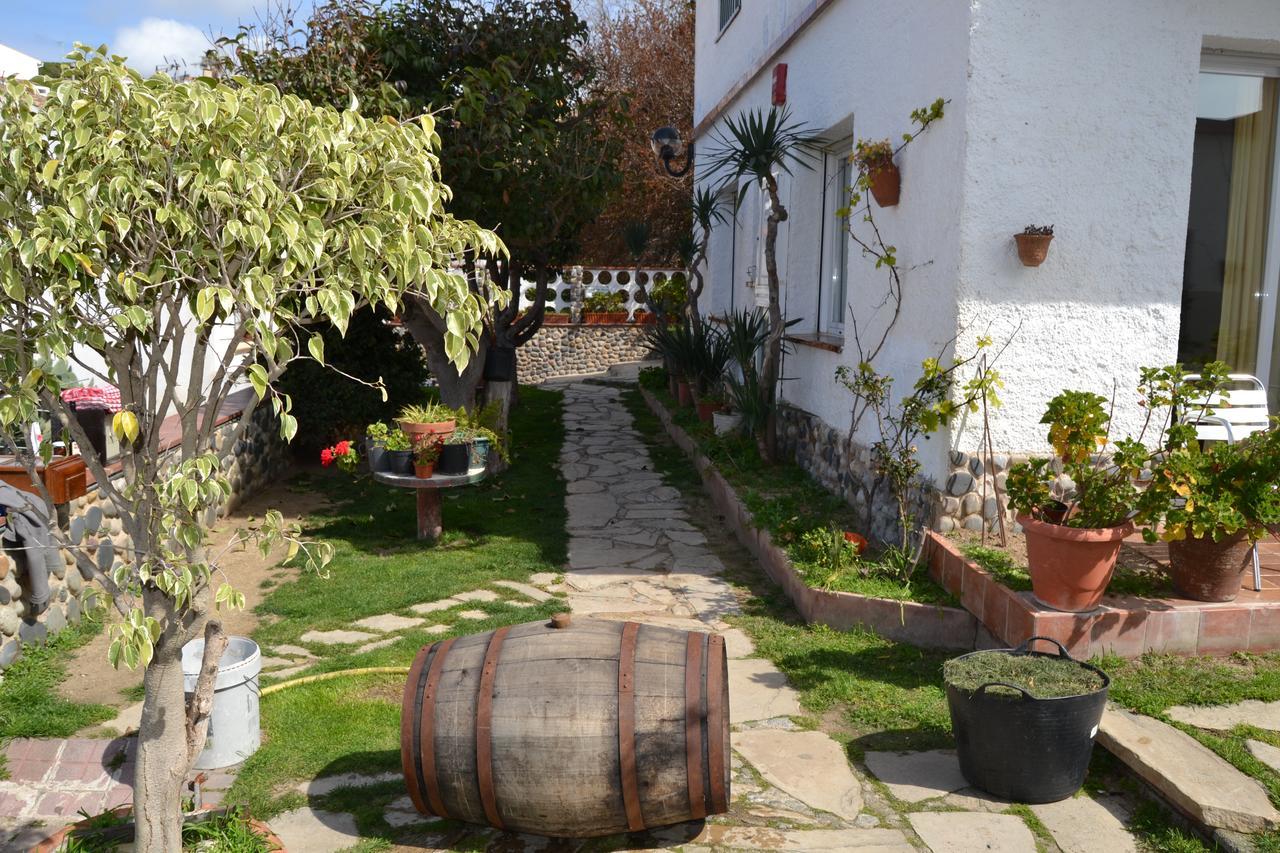 Hostal Casa Torrent Canet De Mar Dış mekan fotoğraf